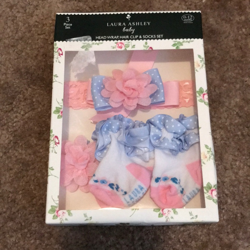 Baby Bow Heaband and socks